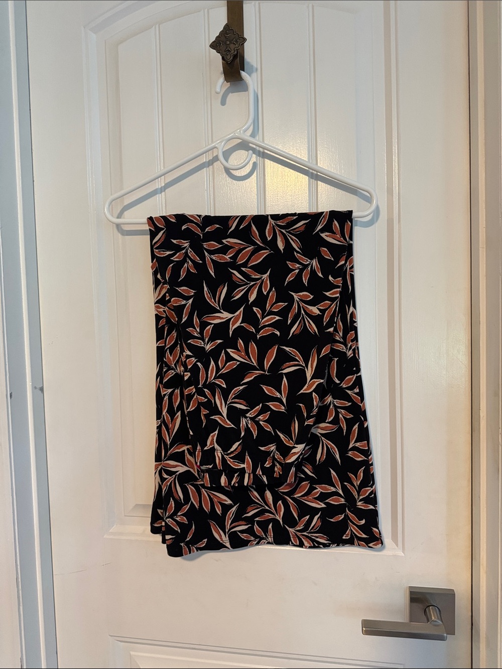 Women's Black Leaf-Print Palazzo Pants